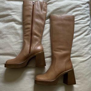 STEVE MADDEN FANATIK LEATHER BOOTS - new